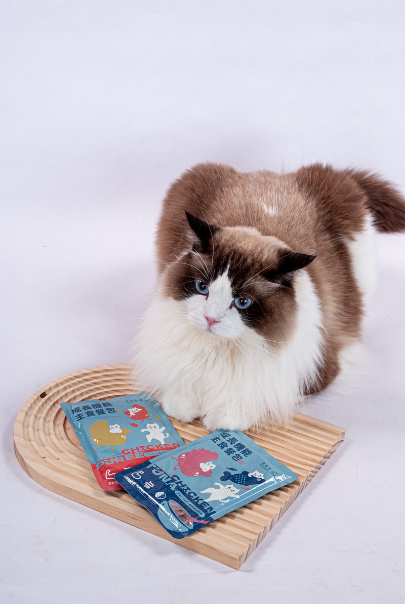 女人知己試用大隊,口碑行銷,部落客行銷,自然食 成長機能主食餐包,自然食,成長機能狗狗主食餐包,成長機能貓咪主食餐包,滿足毛孩最單純的幸福,人食等級食材,開封即食,綿密的肉泥狀質地,好吸收,無膠類,無色素,無防腐劑的添,維持腸道健康,添加DHA/靈芝多醣體,使用高優質蛋白,適口性佳,狗狗口味,犬用營養火雞,犬用嫩雞牛肉,貓咪口味,貓用營養嫩雞,貓用嫩雞鮪魚